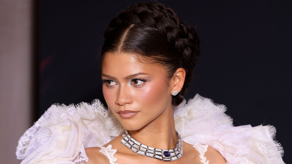 Zendaya Is Making Eye Shadow Cool Again—See the Photos
